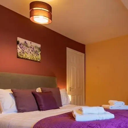 Lavender - A Beautiful Quirky Family Holiday home